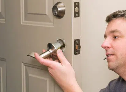 Locksmith Of Van Nuys Van Nuys, CA 818-737-2242 - 16a-24-Hour-Locksmith